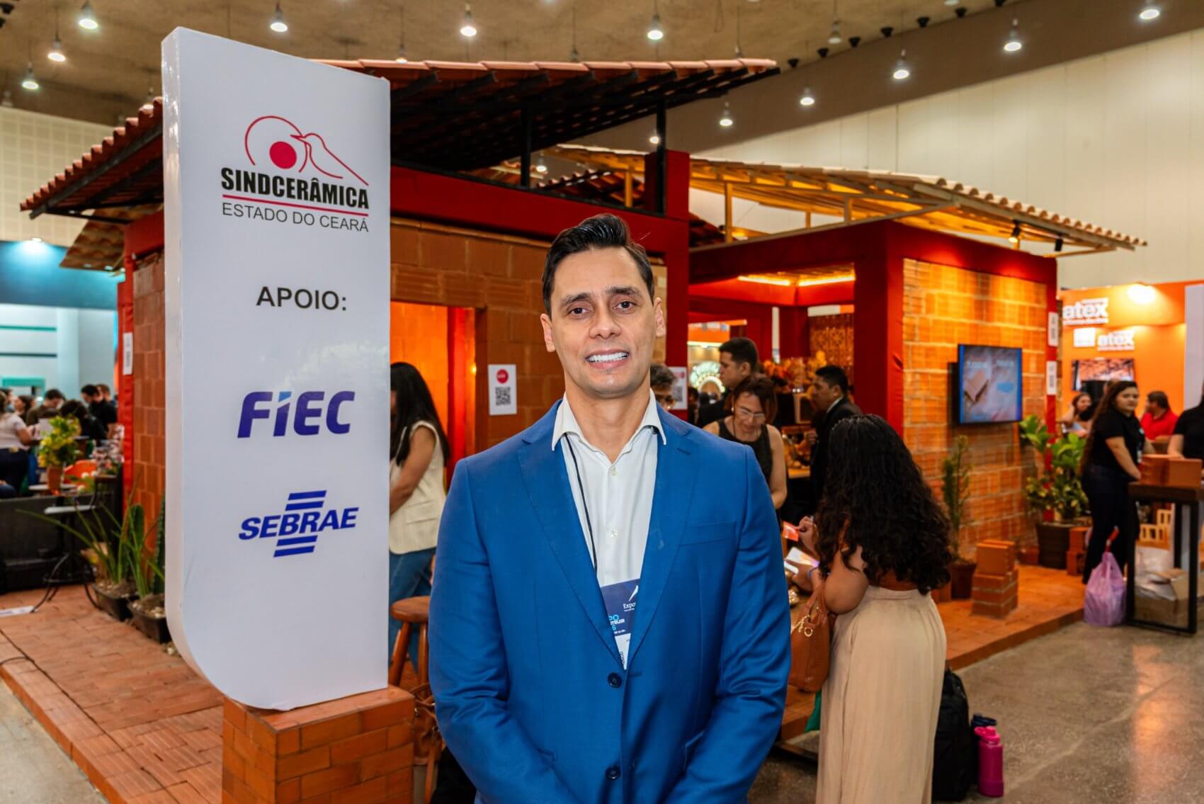 Sindcerâmica transforma estande da ExpoConstruir 2026 em vitrine da versatilidade da cerâmica